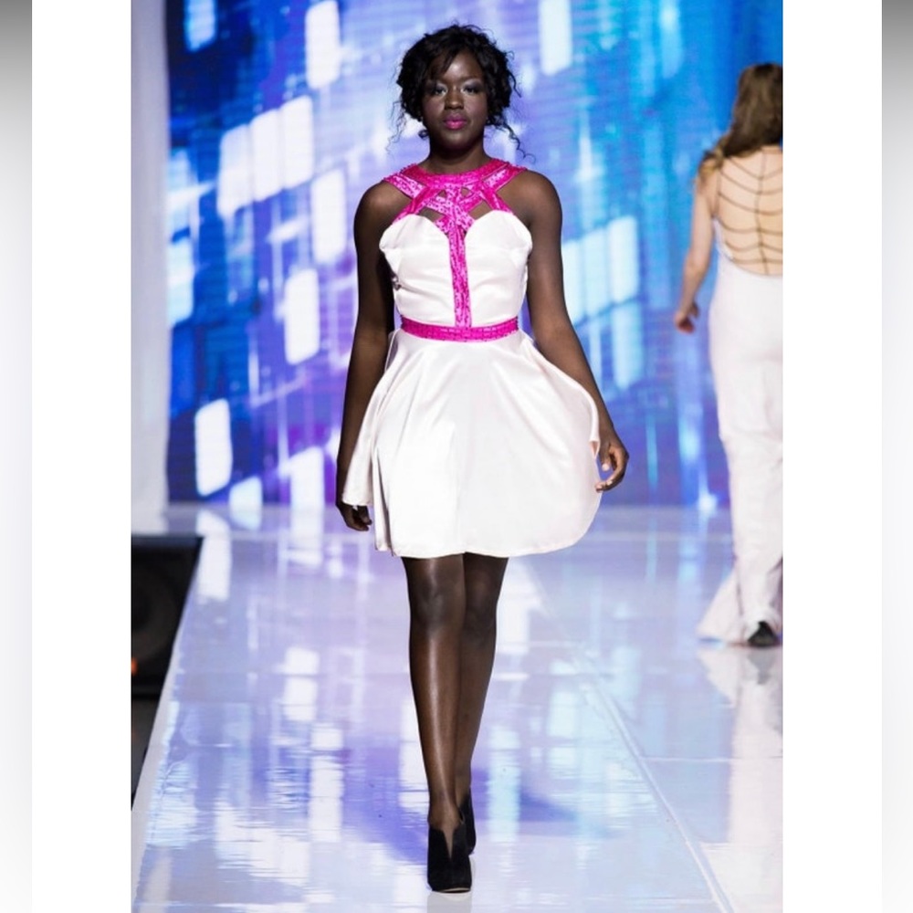 Criss cross back dress